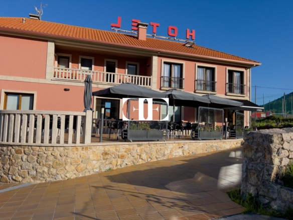 Inversión Hotelera de Éxito en Santa María de Oya: Hotel A Riña