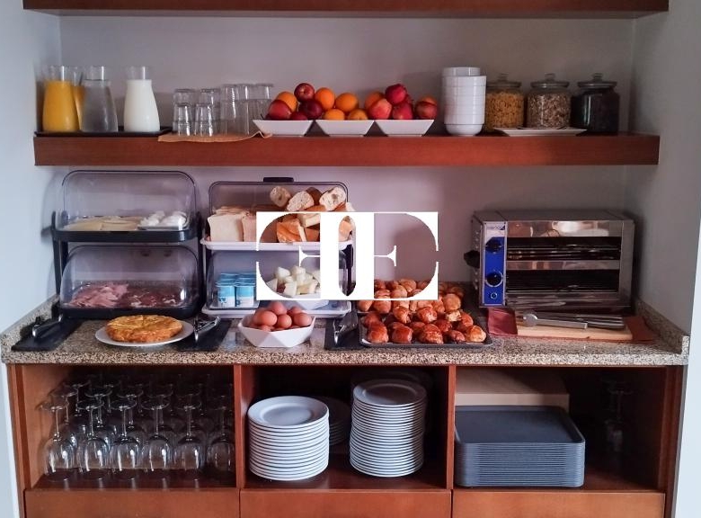 Inversión Hotelera de Éxito en Santa María de Oya: Hotel A Riña
