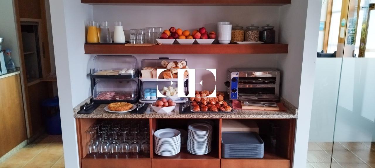 Inversión Hotelera de Éxito en Santa María de Oya: Hotel A Riña