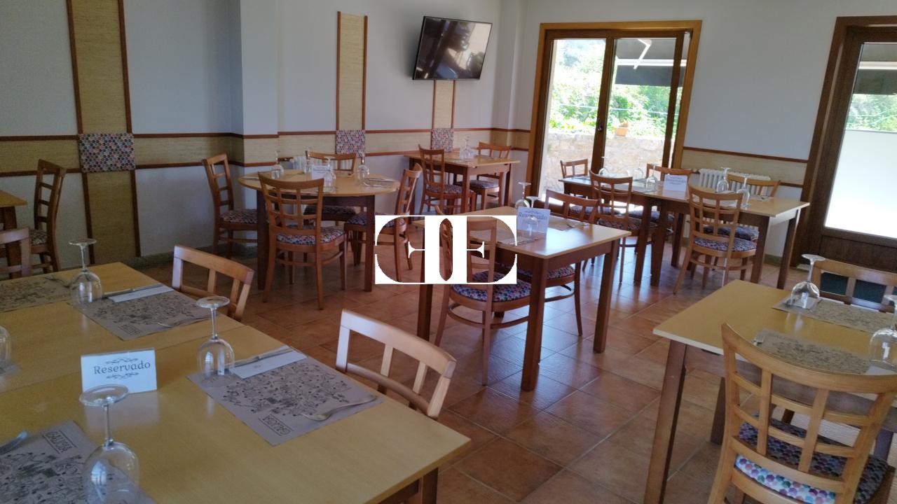Inversión Hotelera de Éxito en Santa María de Oya: Hotel A Riña