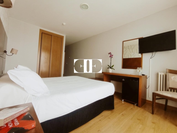 Inversión Hotelera de Éxito en Santa María de Oya: Hotel A Riña