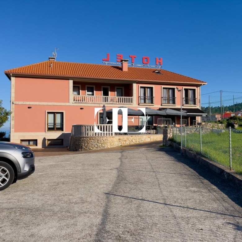 Inversión Hotelera de Éxito en Santa María de Oya: Hotel A Riña