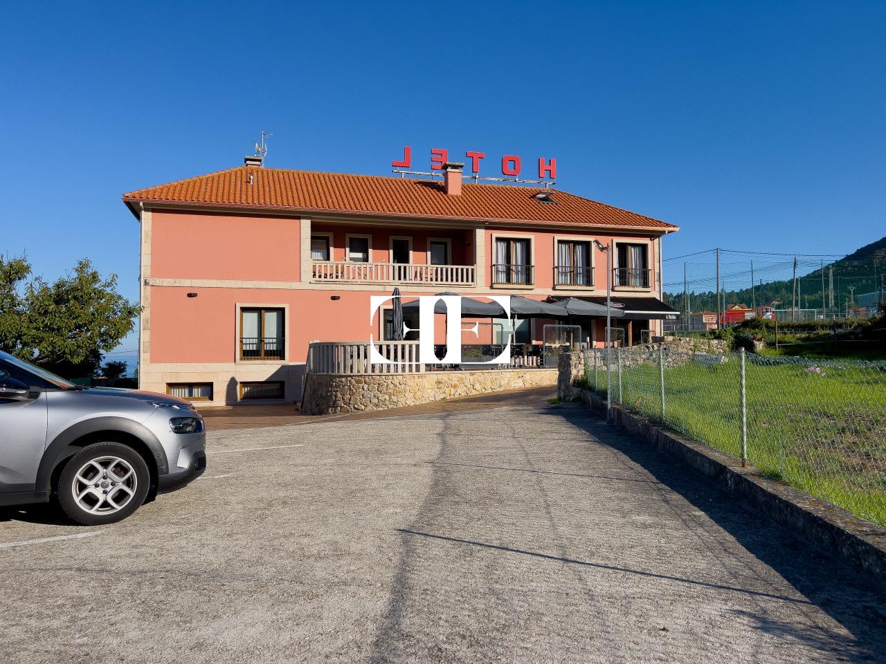 Inversión Hotelera de Éxito en Santa María de Oya: Hotel A Riña