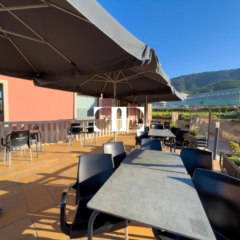 Inversión Hotelera de Éxito en Santa María de Oya: Hotel A Riña