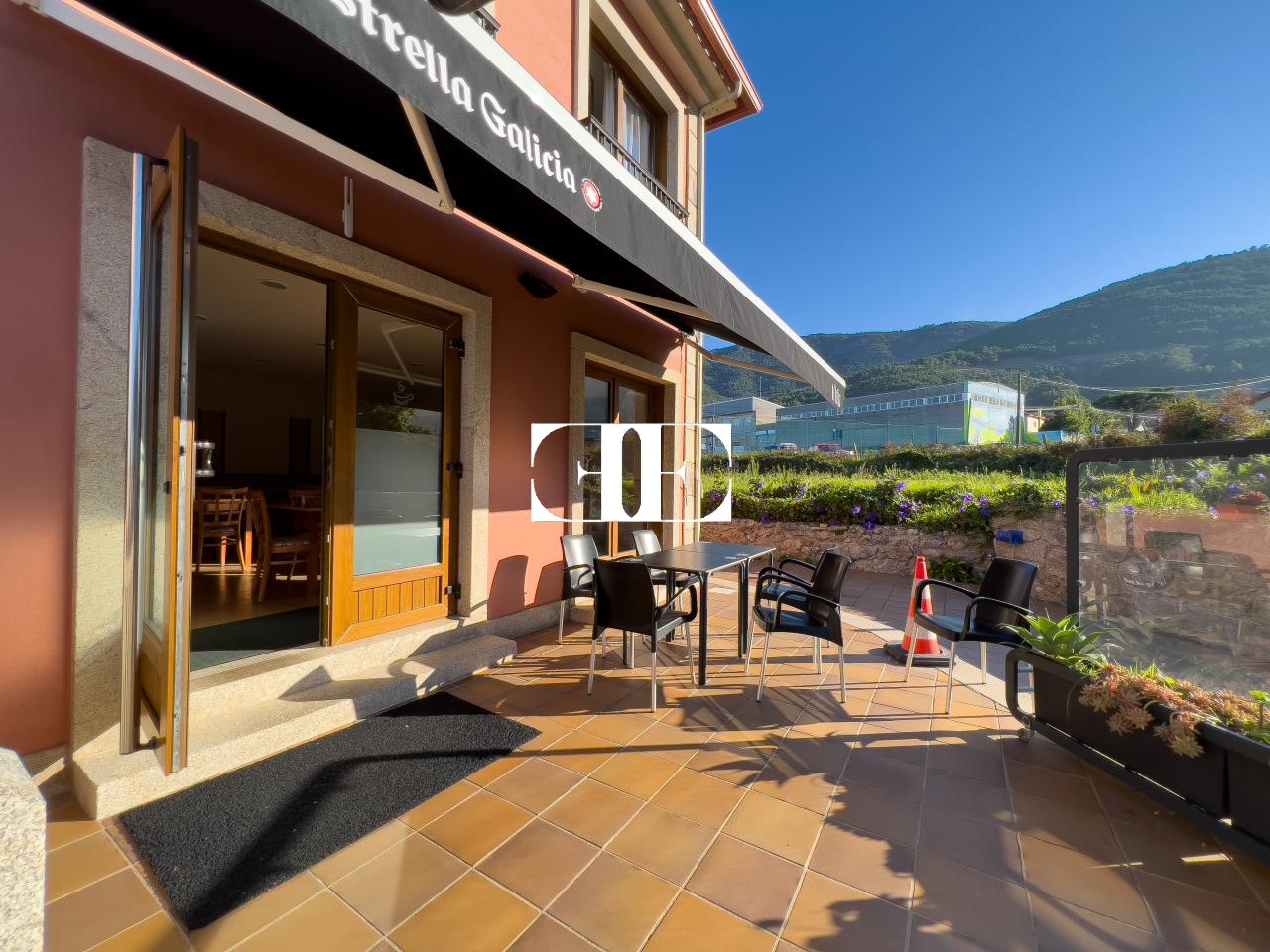 Inversión Hotelera de Éxito en Santa María de Oya: Hotel A Riña