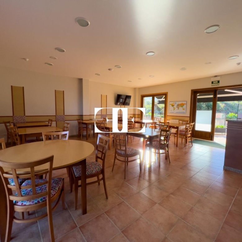 Inversión Hotelera de Éxito en Santa María de Oya: Hotel A Riña