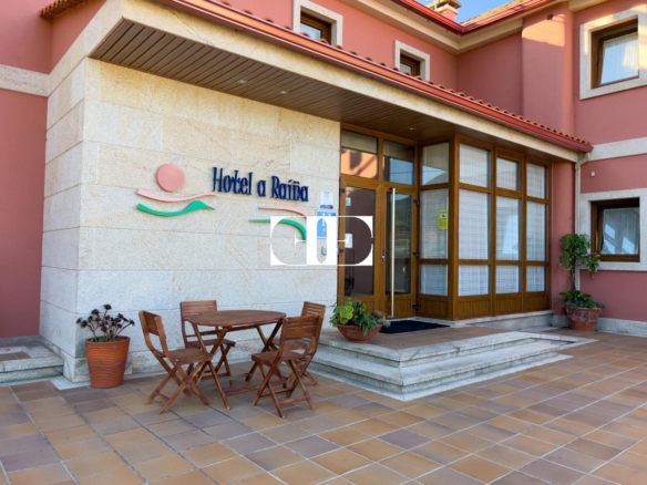 Inversión Hotelera de Éxito en Santa María de Oya: Hotel A Riña