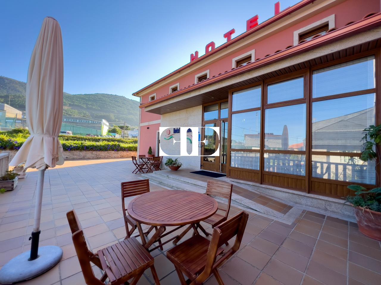 Inversión Hotelera de Éxito en Santa María de Oya: Hotel A Riña