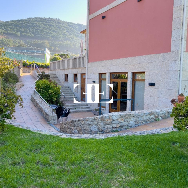 Inversión Hotelera de Éxito en Santa María de Oya: Hotel A Riña