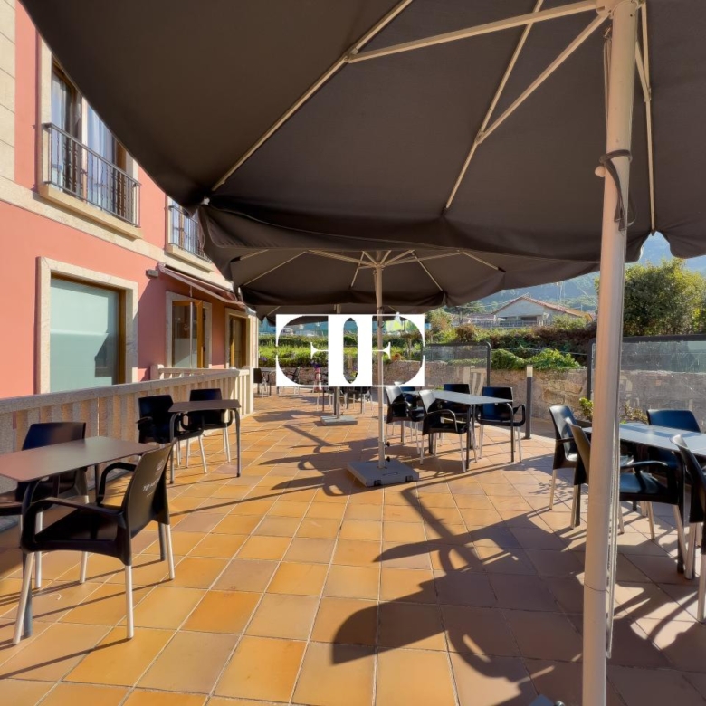 Inversión Hotelera de Éxito en Santa María de Oya: Hotel A Riña