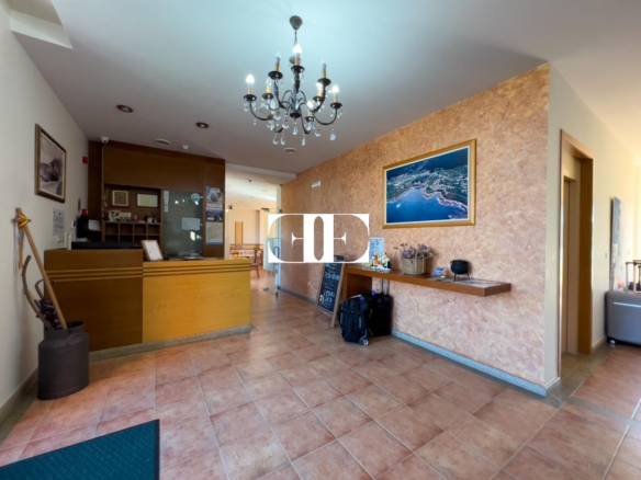 Inversión Hotelera de Éxito en Santa María de Oya: Hotel A Riña