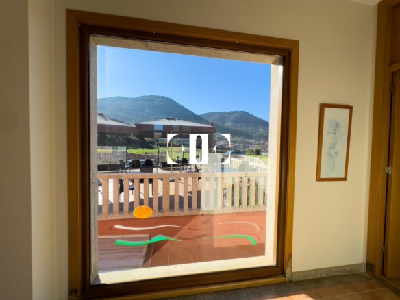 Inversión Hotelera de Éxito en Santa María de Oya: Hotel A Riña