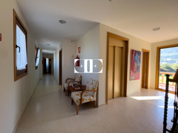 Inversión Hotelera de Éxito en Santa María de Oya: Hotel A Riña