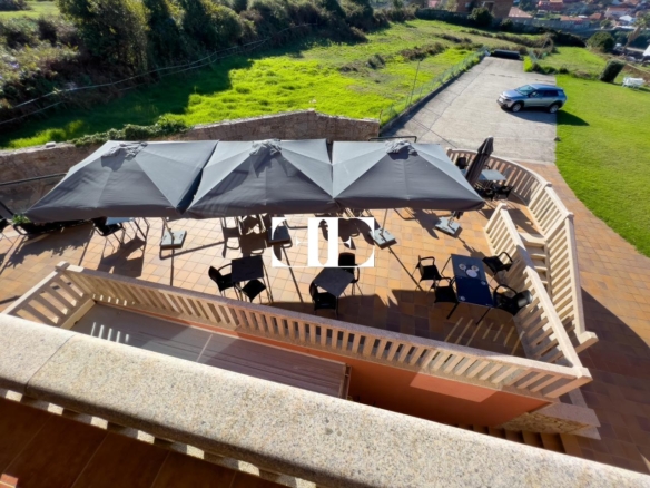 Inversión Hotelera de Éxito en Santa María de Oya: Hotel A Riña