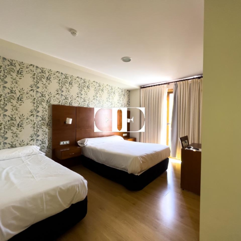 Inversión Hotelera de Éxito en Santa María de Oya: Hotel A Riña