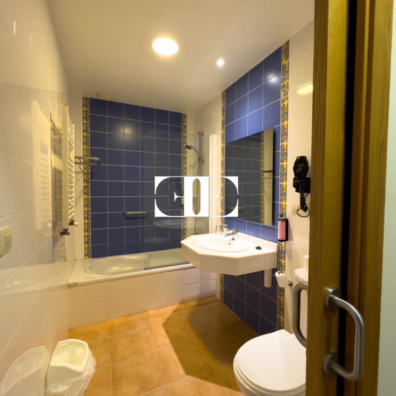 Inversión Hotelera de Éxito en Santa María de Oya: Hotel A Riña