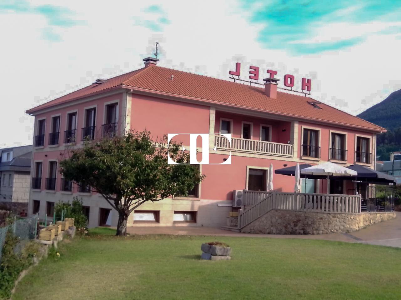 Inversión Hotelera de Éxito en Santa María de Oya: Hotel A Riña