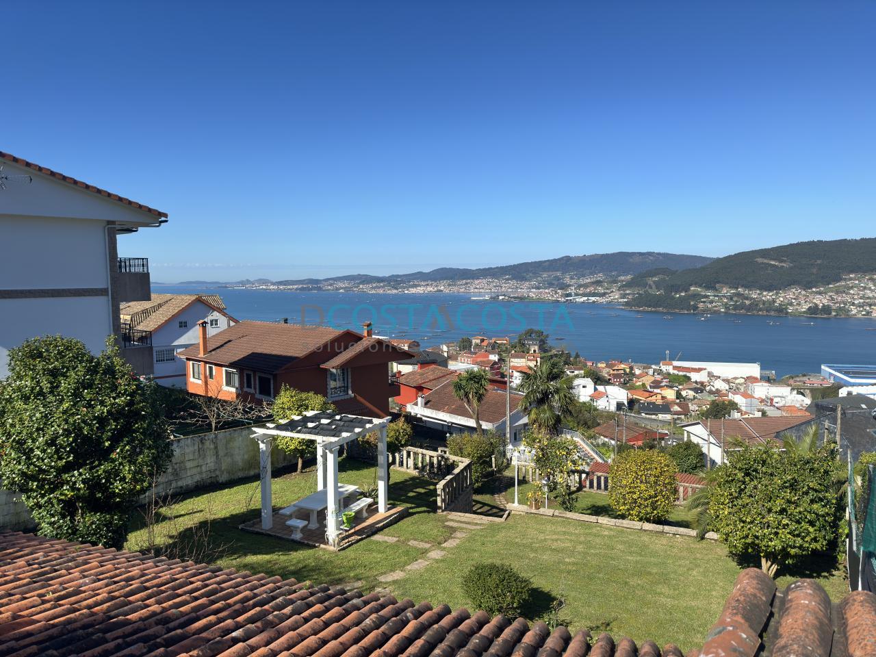 171085525175900008485_171085307203 Se vende terreno edificable con vistas al mar y a las Cies en Chapela, cerca de Vigo