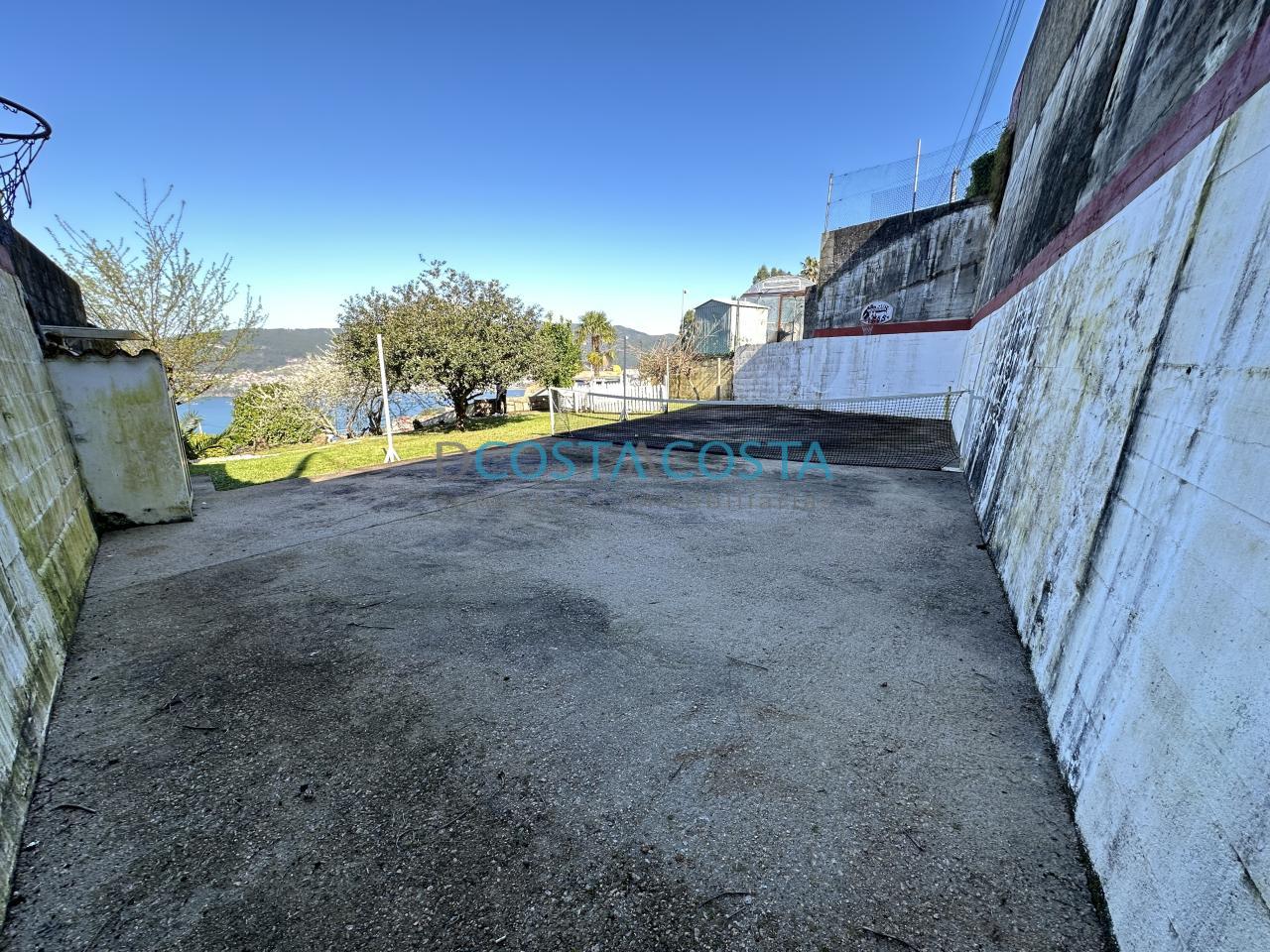 171085525236700008485_171085282837 Se vende terreno edificable con vistas al mar y a las Cies en Chapela, cerca de Vigo