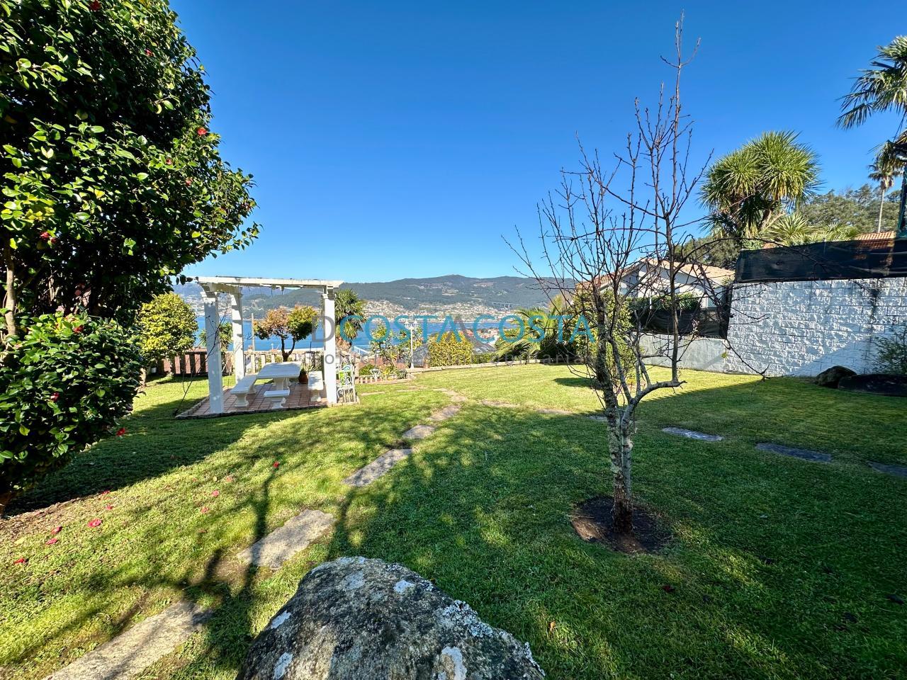 171085526082500008485_171084957519 Se vende terreno edificable con vistas al mar y a las Cies en Chapela, cerca de Vigo