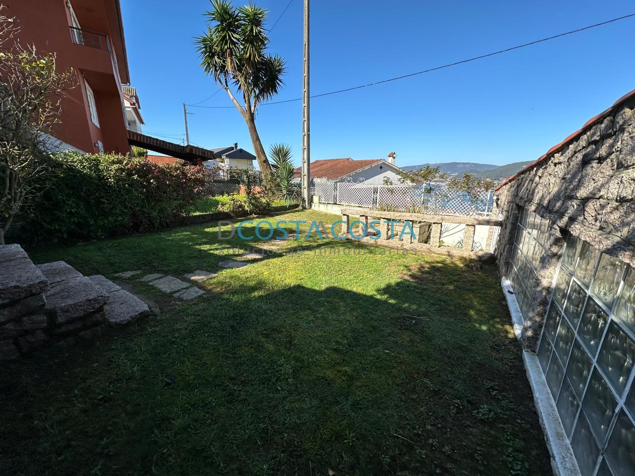 171085526583400008485_171084959690 Se vende terreno edificable con vistas al mar y a las Cies en Chapela, cerca de Vigo