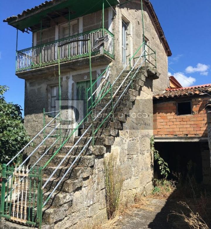 OPORTUNIDAD CASA PARA REFORMAR
