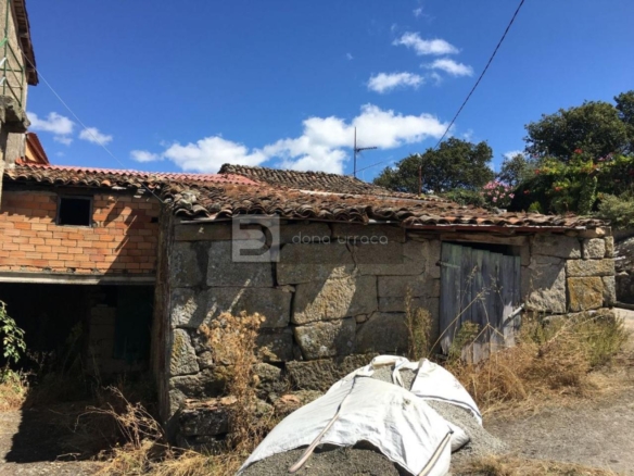 OPORTUNIDAD CASA PARA REFORMAR