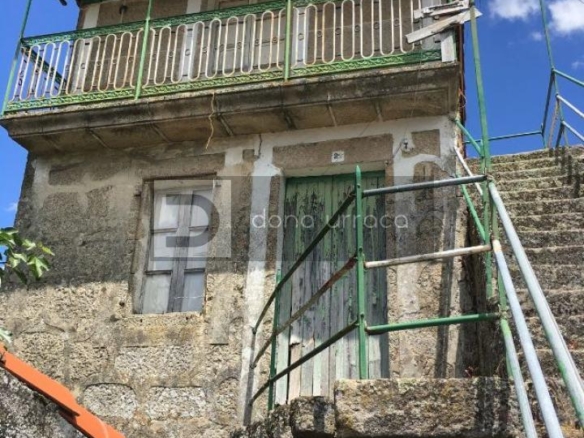 OPORTUNIDAD CASA PARA REFORMAR