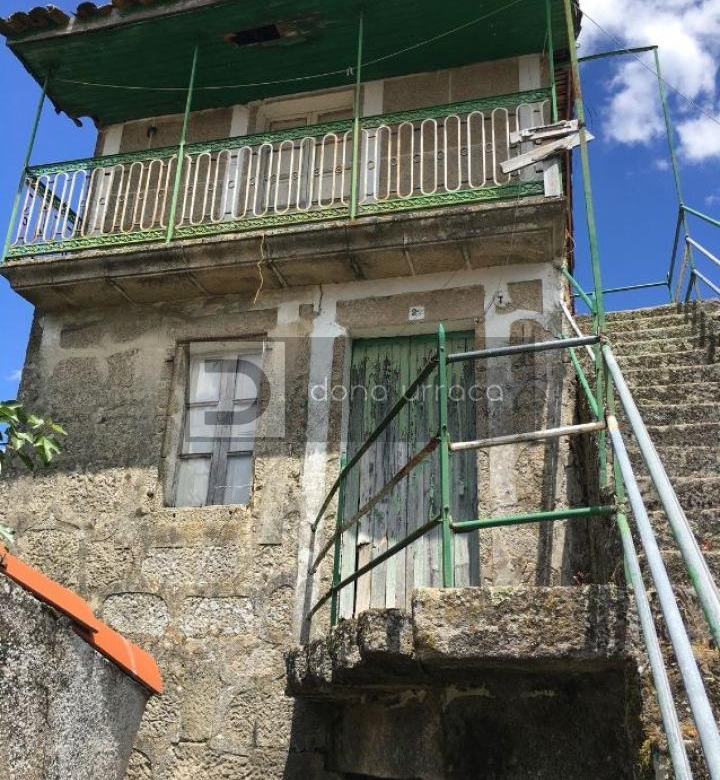 OPORTUNIDAD CASA PARA REFORMAR