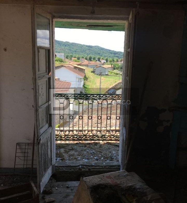 OPORTUNIDAD CASA PARA REFORMAR