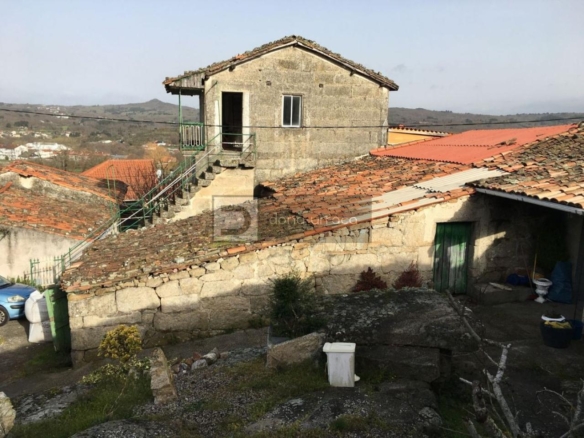 OPORTUNIDAD CASA PARA REFORMAR