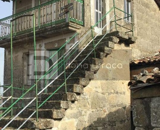 OPORTUNIDAD CASA PARA REFORMAR