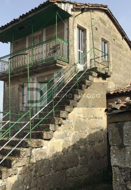 OPORTUNIDAD CASA PARA REFORMAR