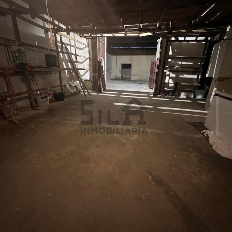 VENTA CASA EN O CARBALLIÑO