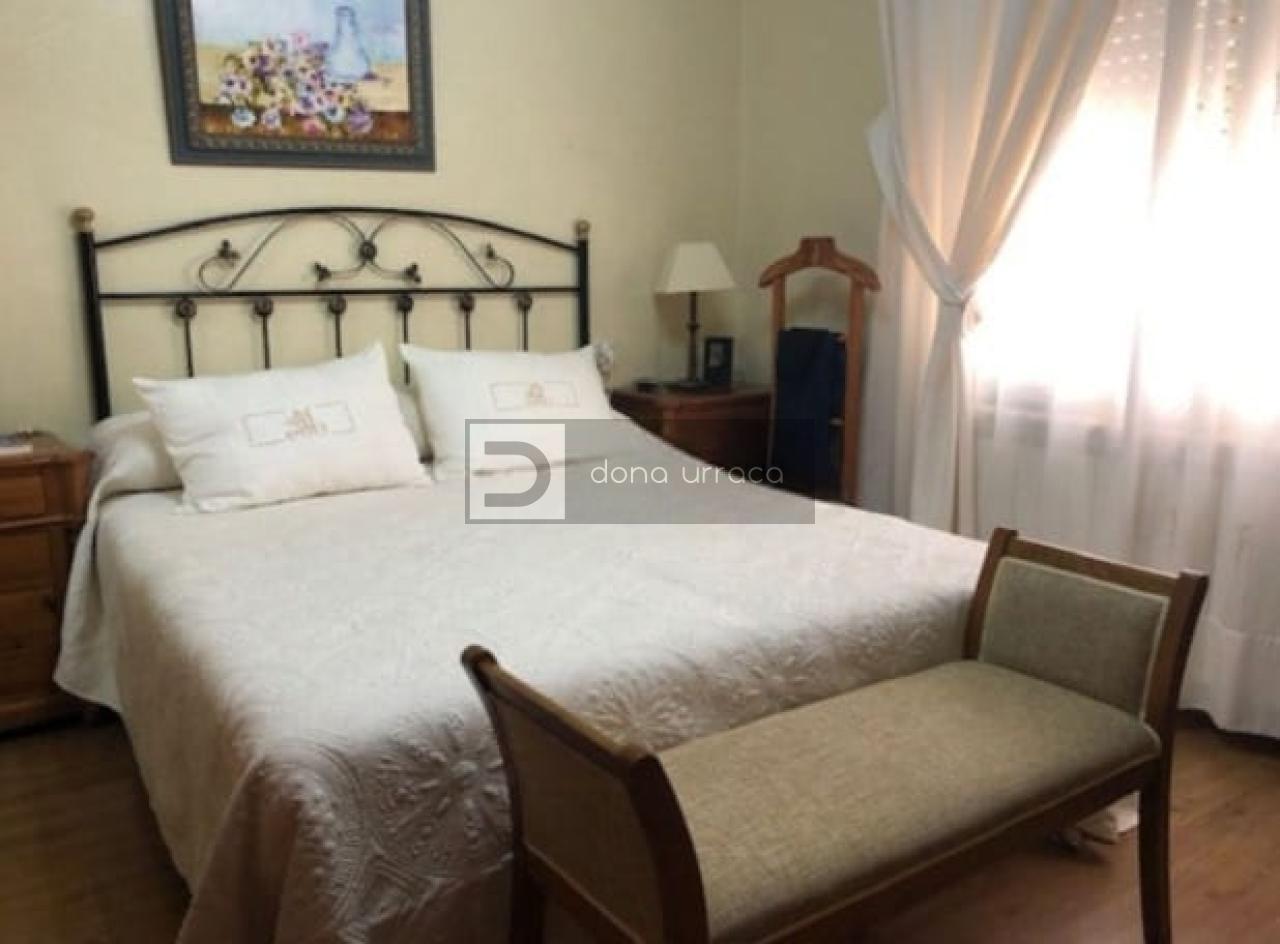 171215918619800036833_171215848288 ESPECTACULAR CASA EN LOBIOS