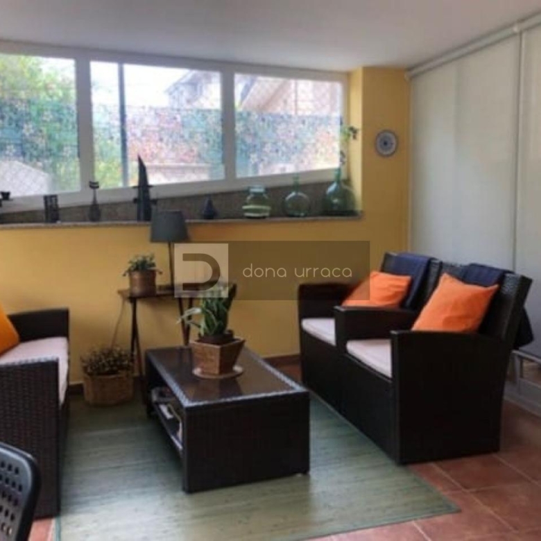 ESPECTACULAR CASA EN LOBIOS