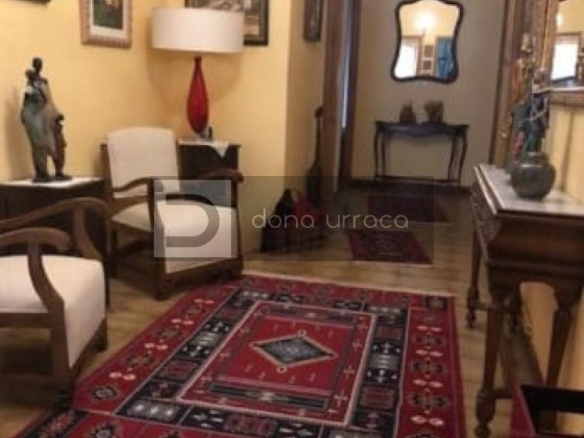 ESPECTACULAR CASA EN LOBIOS