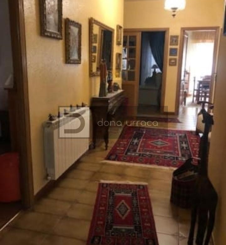 ESPECTACULAR CASA EN LOBIOS