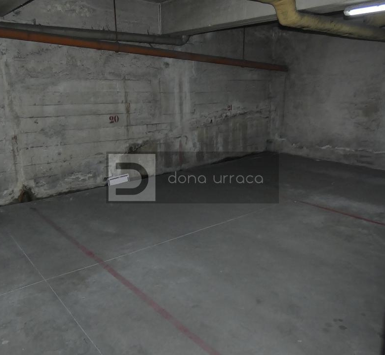 ALQUILER DE GARAJE EN EL COUTO