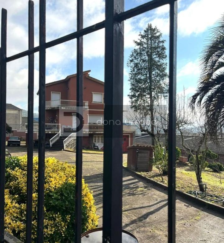VENTA DE CASA EN VILANOVA
