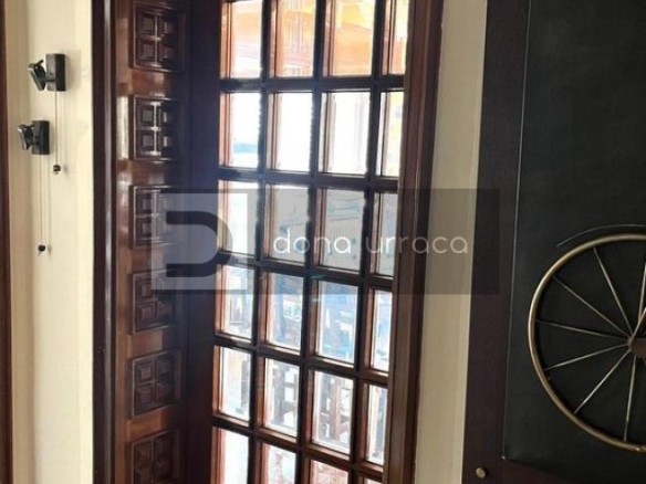 VENTA DE CASA EN VILANOVA
