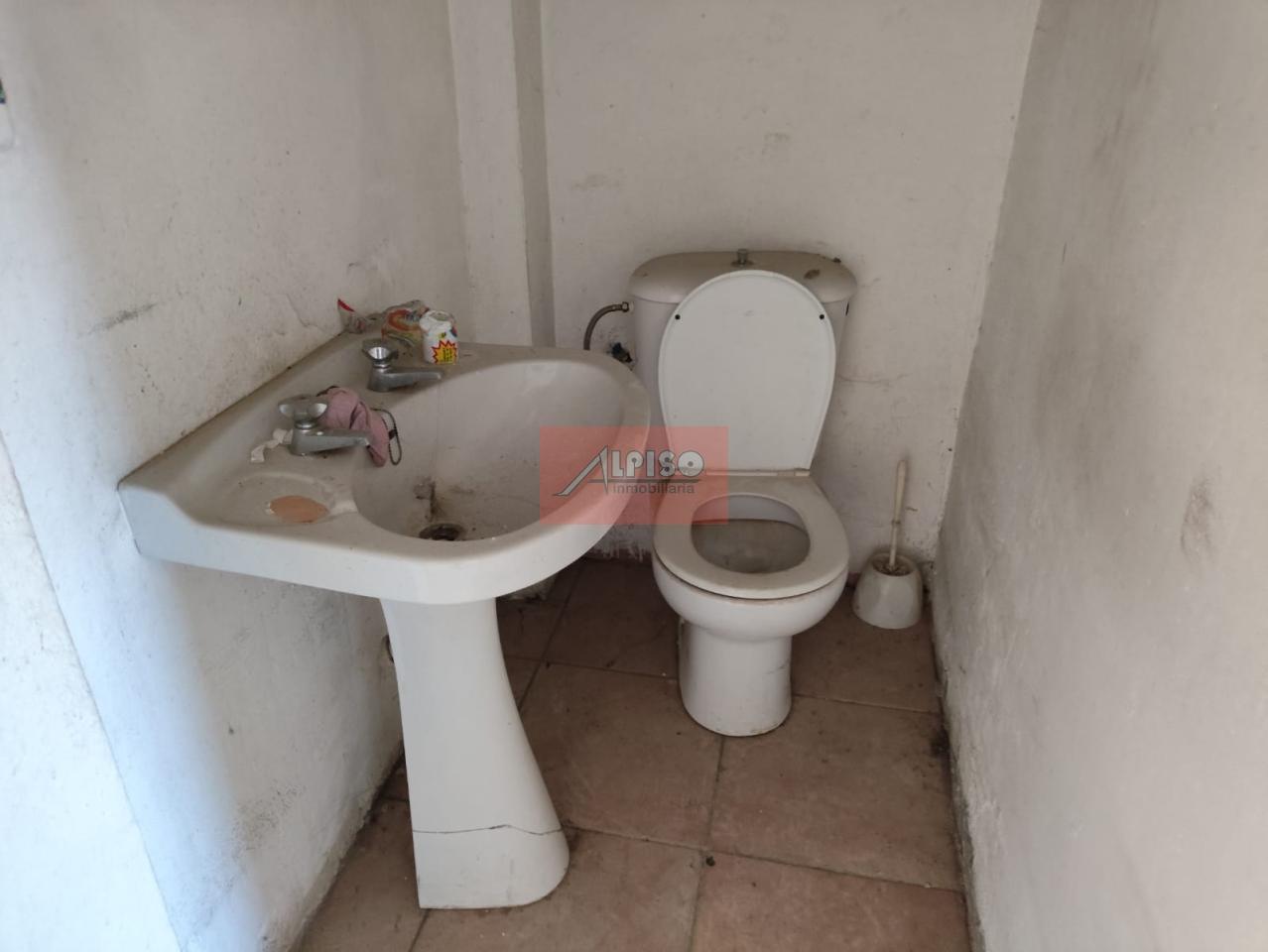 171509846629300025690_171507947729 Local Comercial en Ourense
