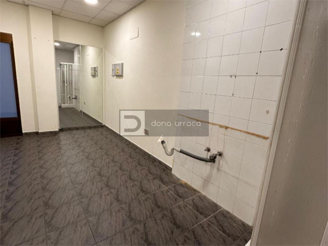 Local comercial en alquiler en Residencia