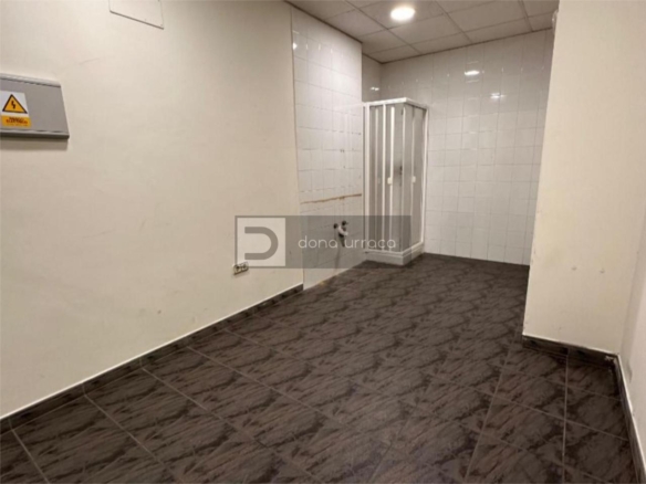 Local comercial en alquiler en Residencia