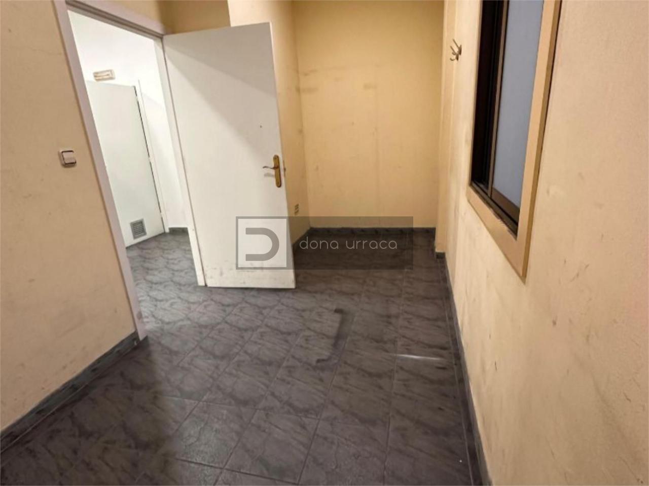 Local comercial en alquiler en Residencia