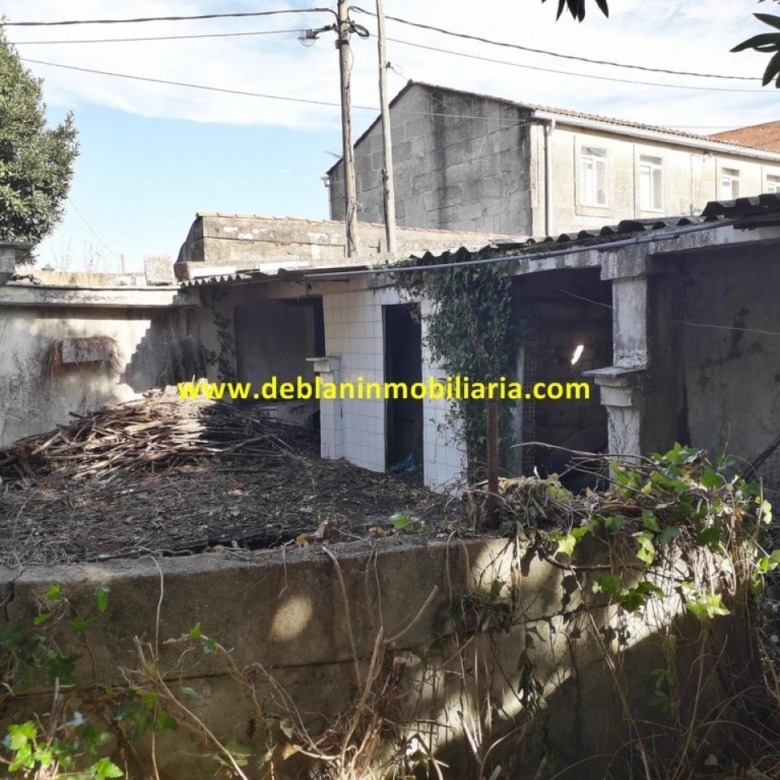 SE VENDE CASA DE PIEDRA PARA REHABILITAR