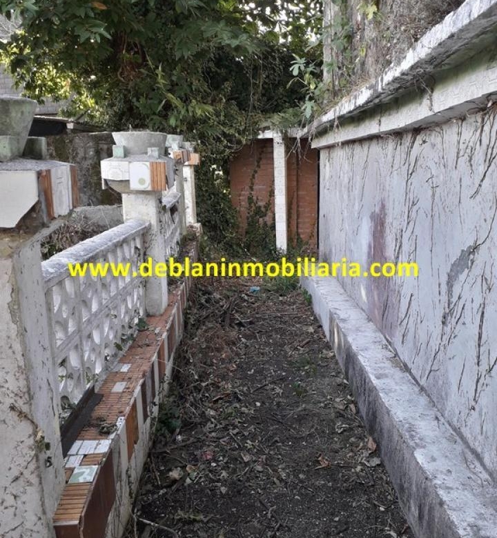 SE VENDE CASA DE PIEDRA PARA REHABILITAR