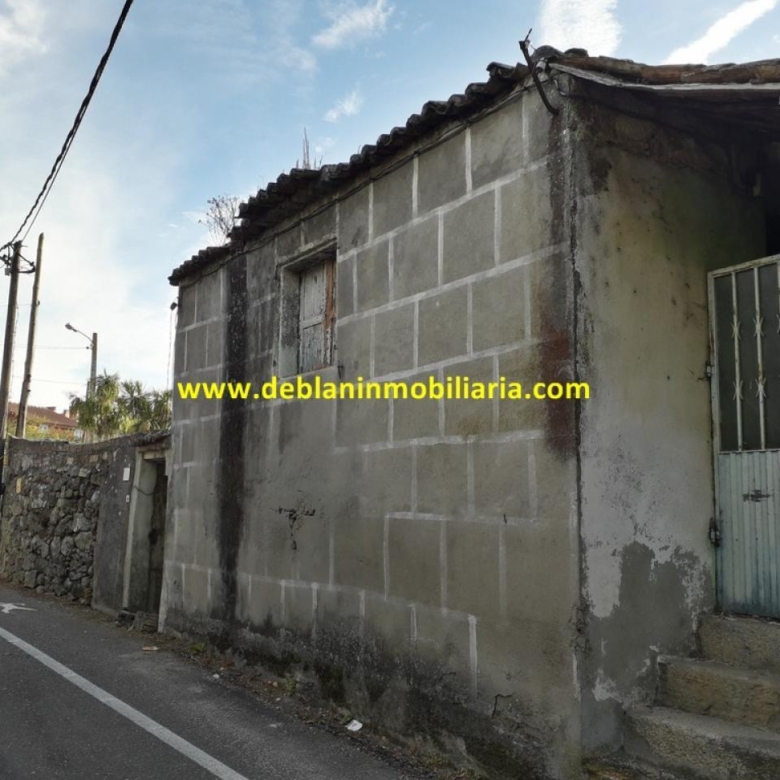 SE VENDE CASA DE PIEDRA PARA REHABILITAR