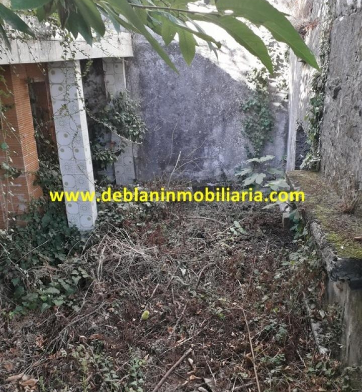 SE VENDE CASA DE PIEDRA PARA REHABILITAR