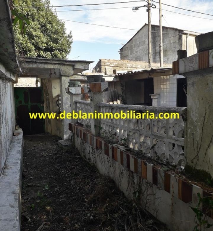 SE VENDE CASA DE PIEDRA PARA REHABILITAR